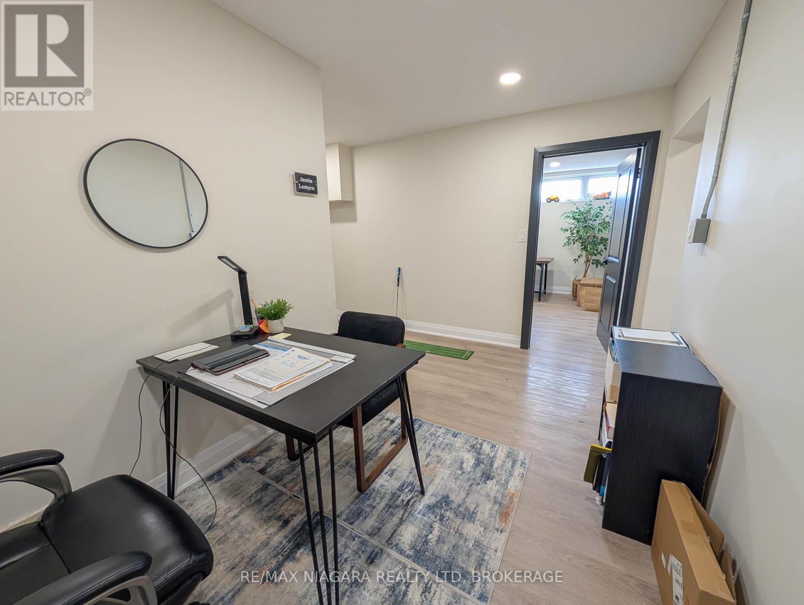 Lower - 174 Eastchester Avenue Property Photo 16