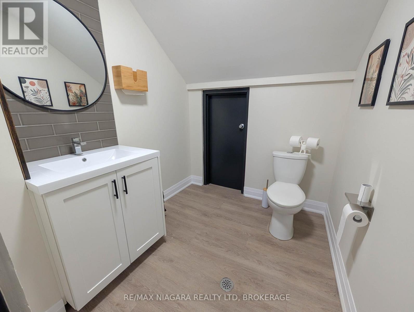 Lower - 174 Eastchester Avenue Property Photo 22