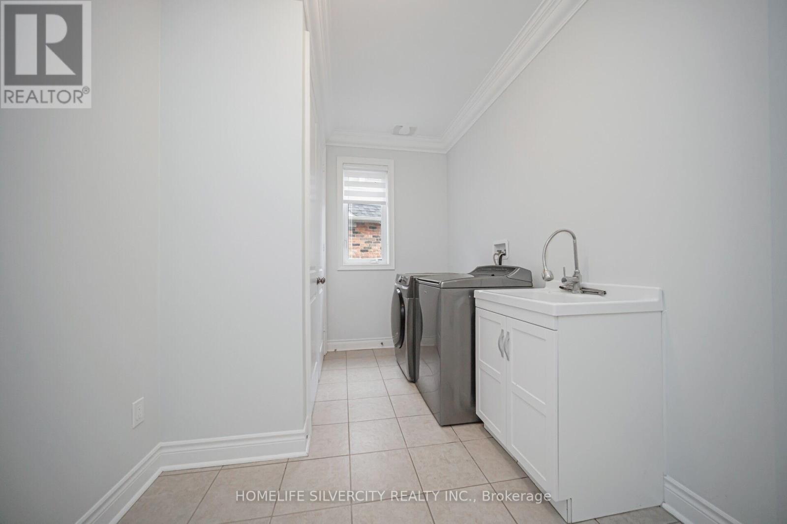 8 Mitchell Crescent Property Photo 16