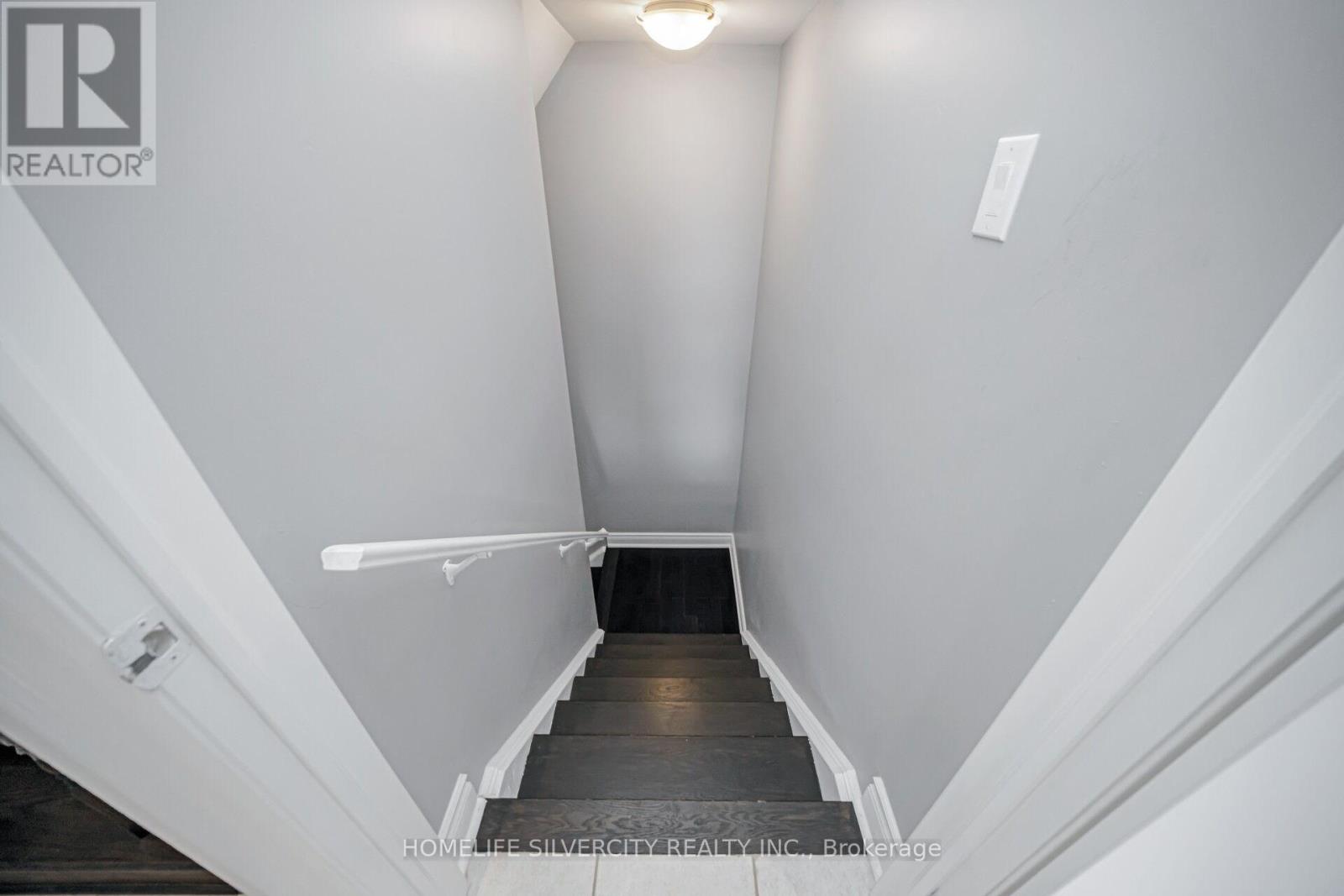 8 Mitchell Crescent Property Photo 38