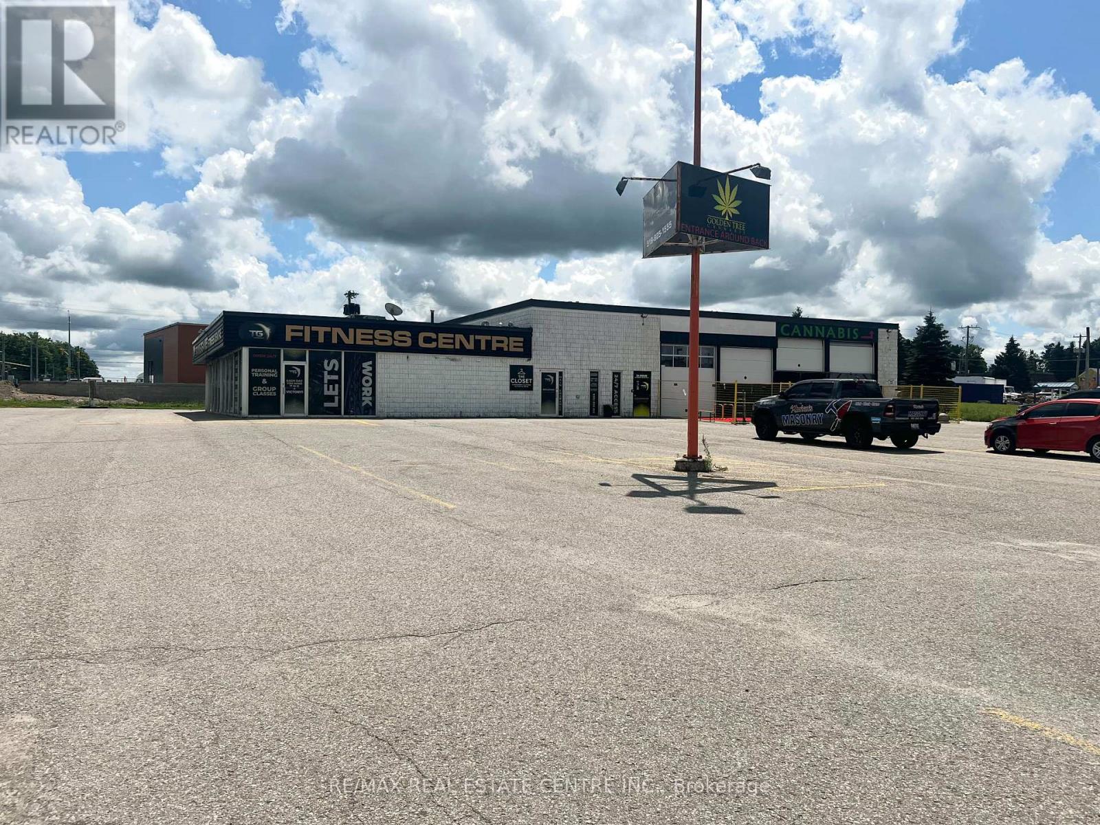735 Industrial Road Property Photo 2