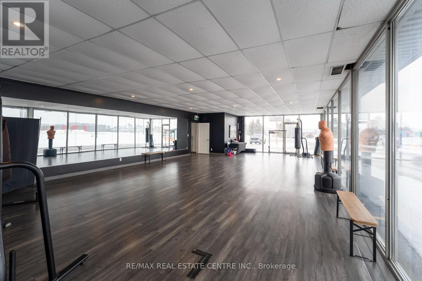 735 Industrial Road Property Photo 17