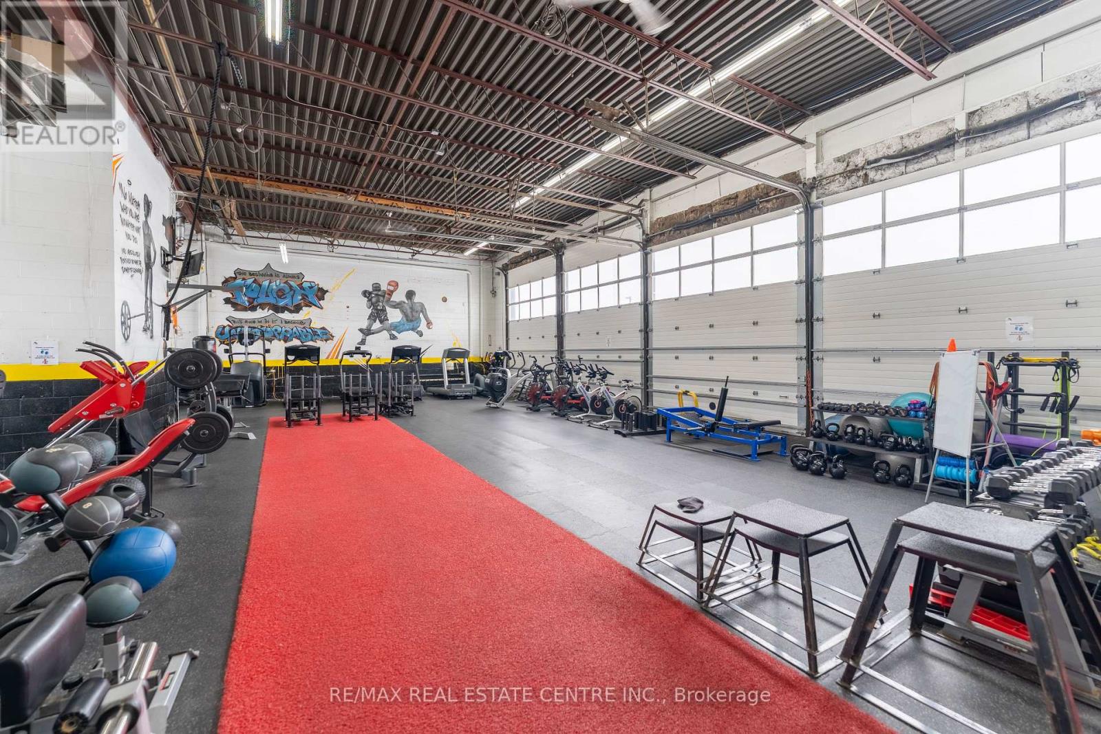 735 Industrial Road Property Photo 25