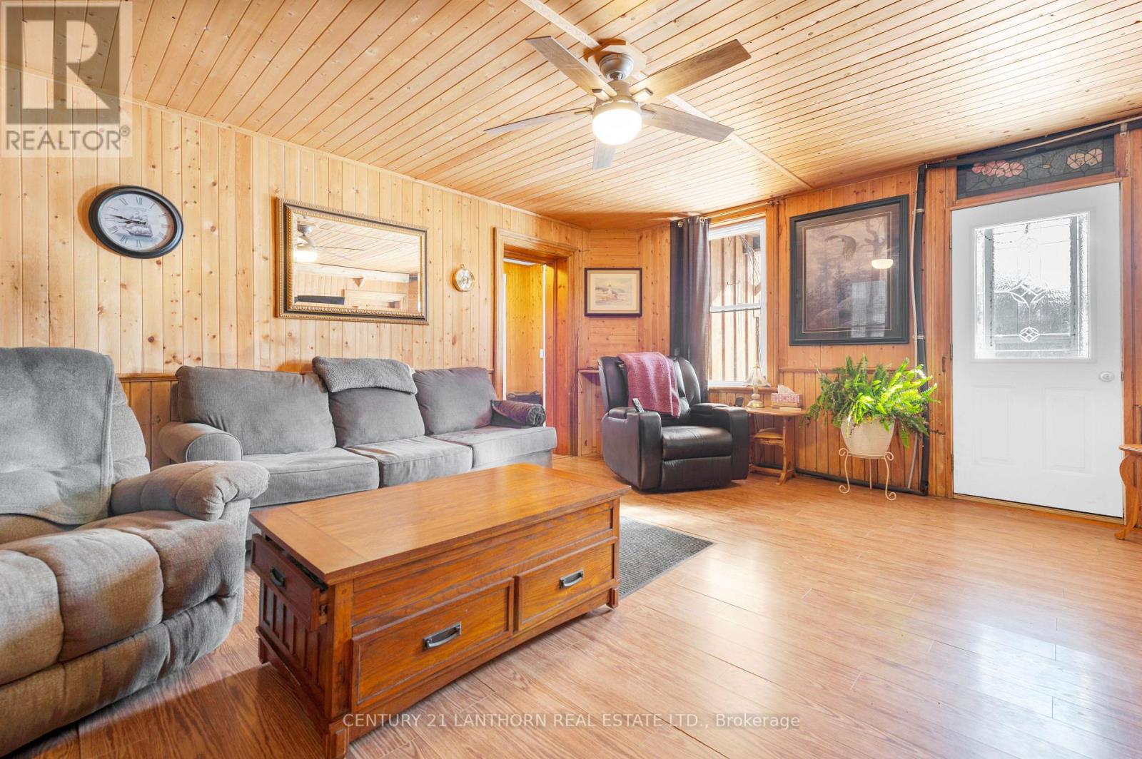 521 Fuller Road Property Photo 8