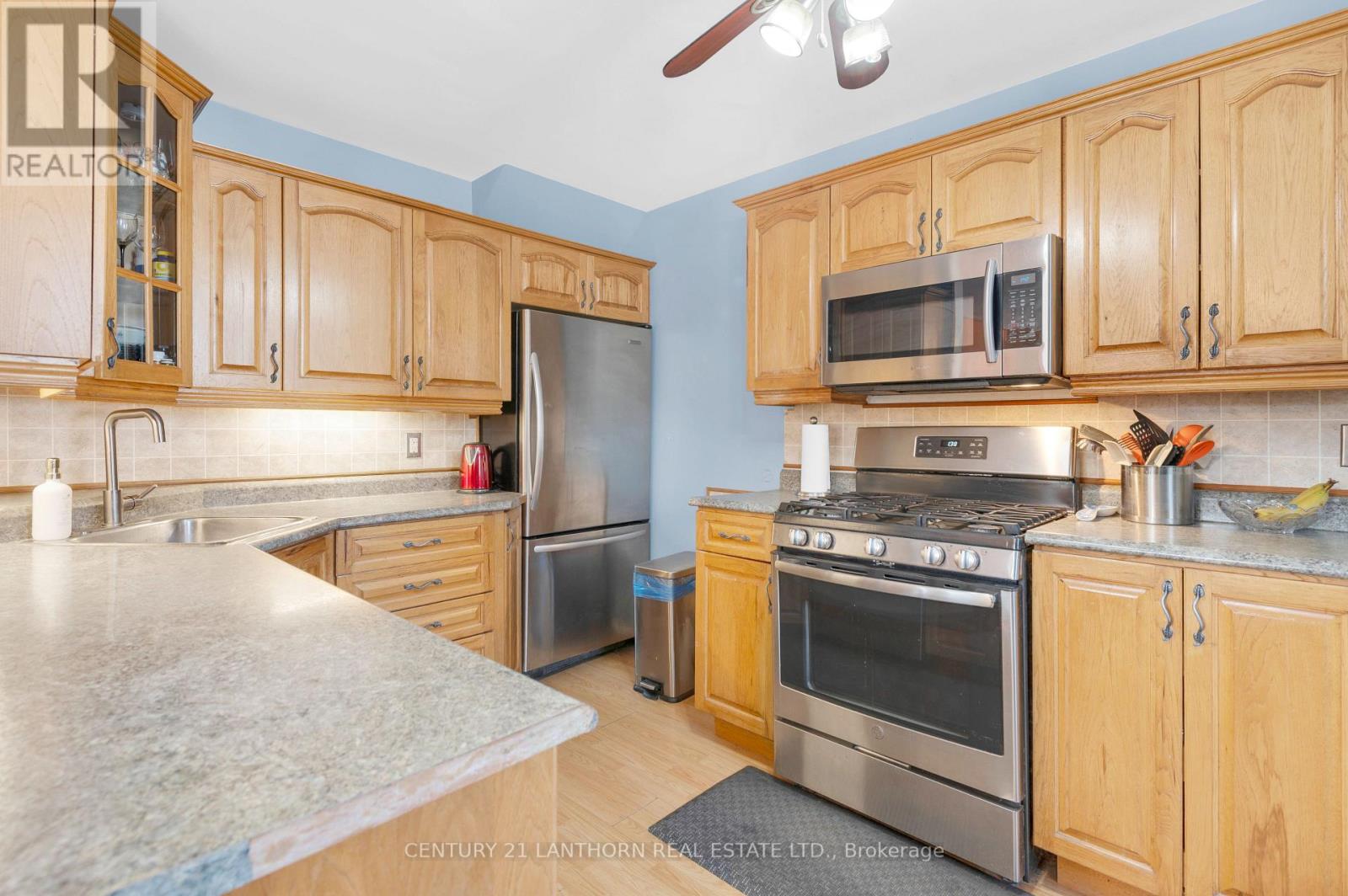 521 Fuller Road Property Photo 14