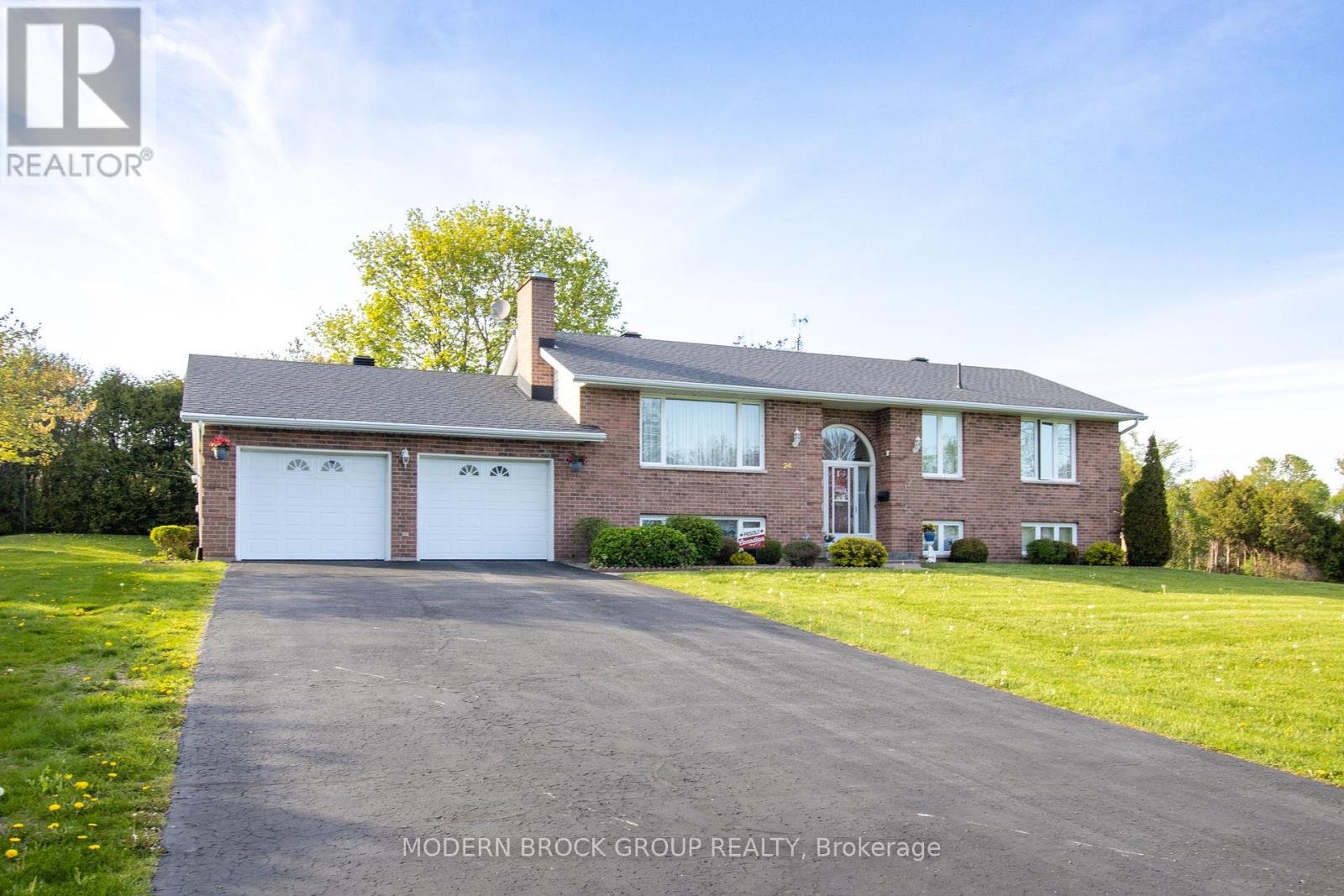 24 BERNARD CRESCENT
