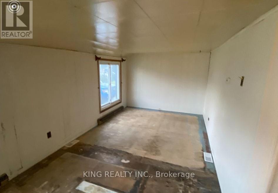 201 Third Avenue Property Photo 8