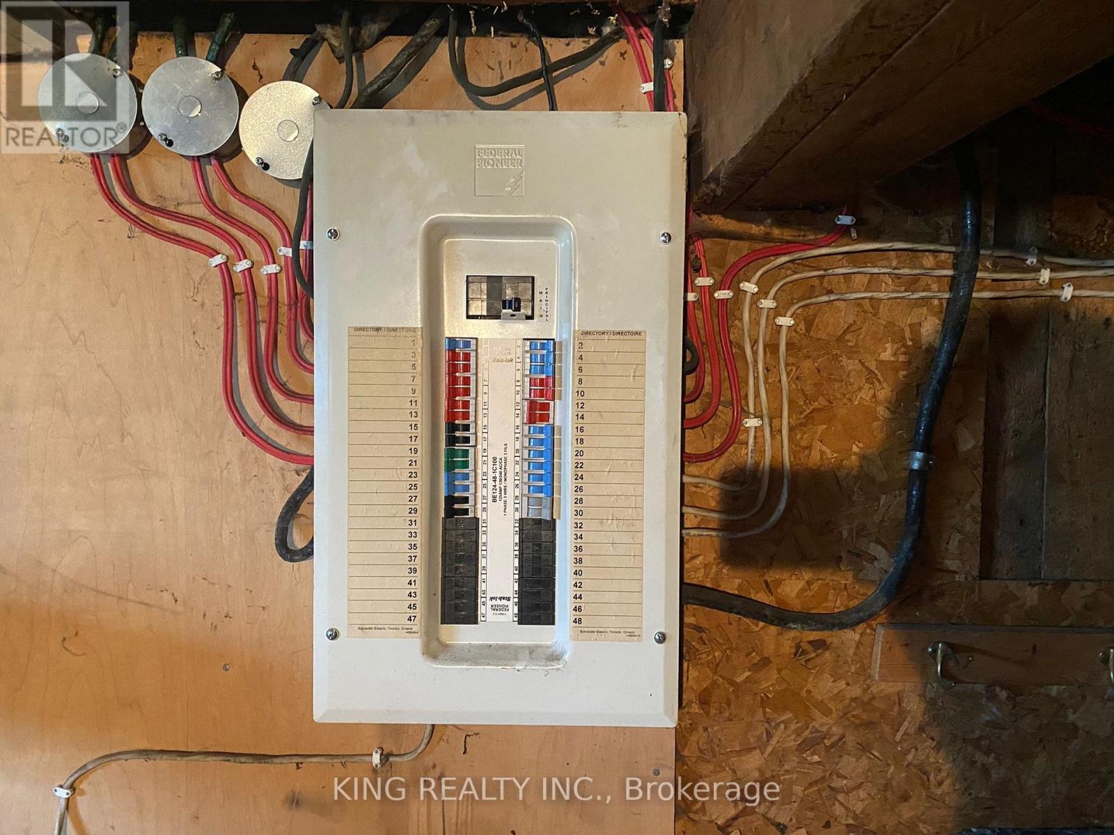 201 Third Avenue Property Photo 10