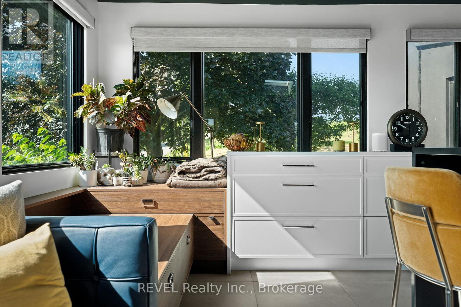 3543 King Street Property Photo 15