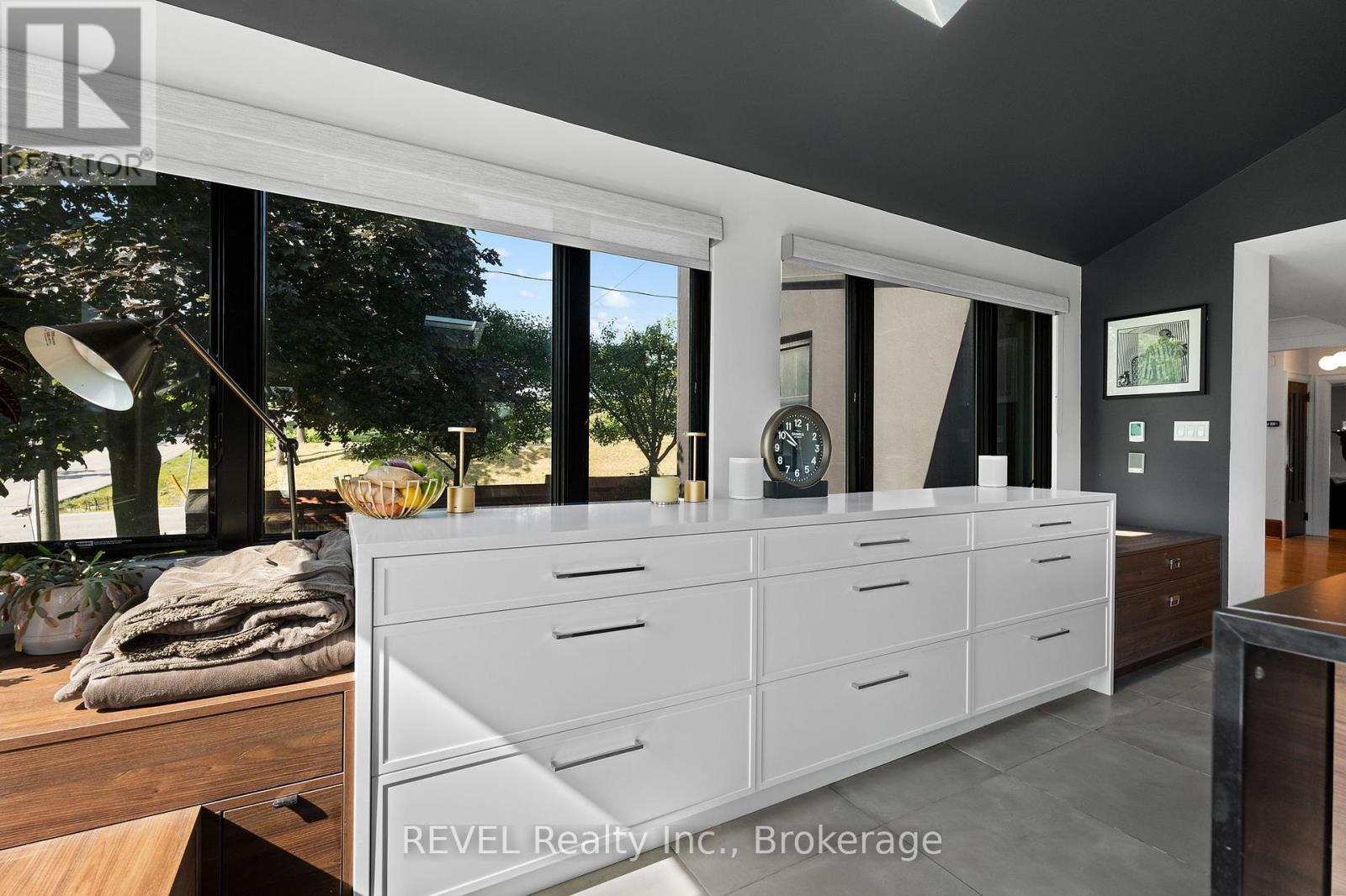 3543 King Street Property Photo 25