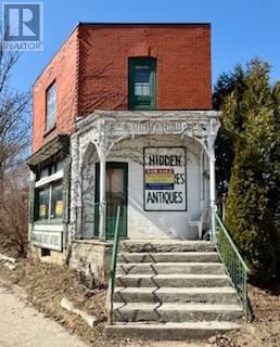 432 ERIE STREET