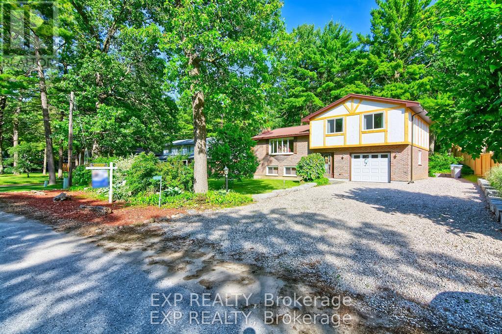 9995 Port Franks Estates Drive Property Photo 1