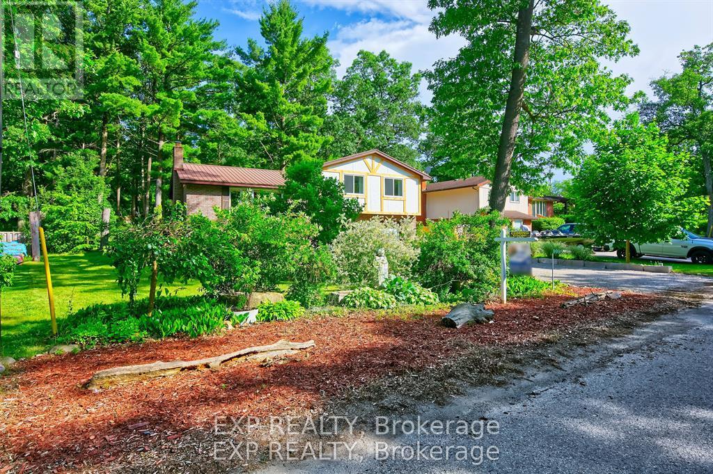 9995 Port Franks Estates Drive Property Photo 4