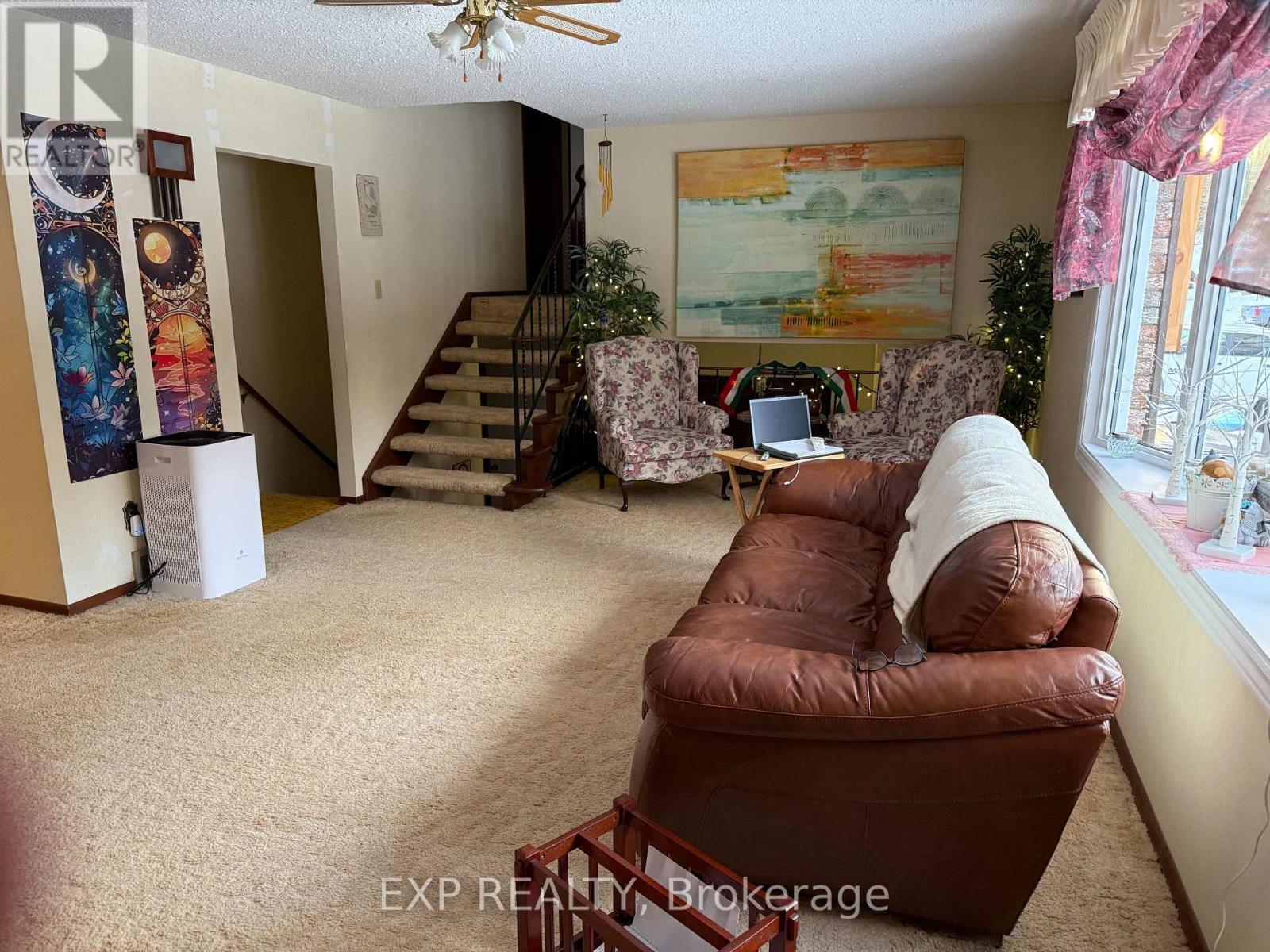 9995 Port Franks Estates Drive Property Photo 19