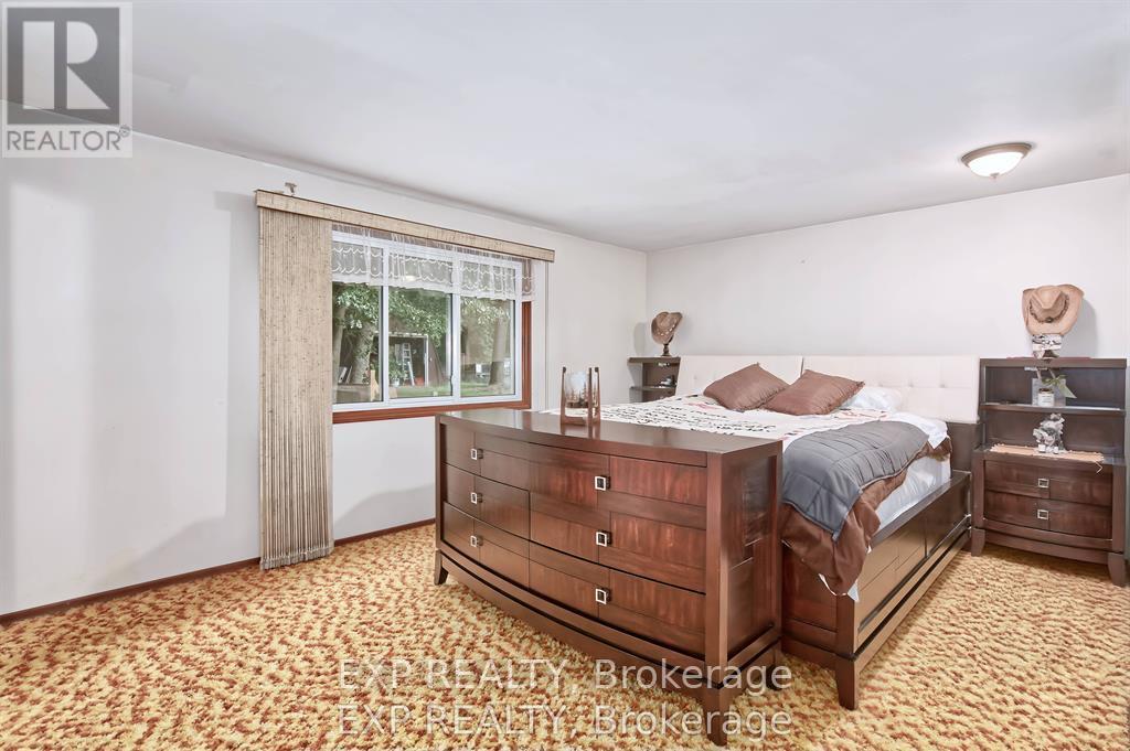 9995 Port Franks Estates Drive Property Photo 30