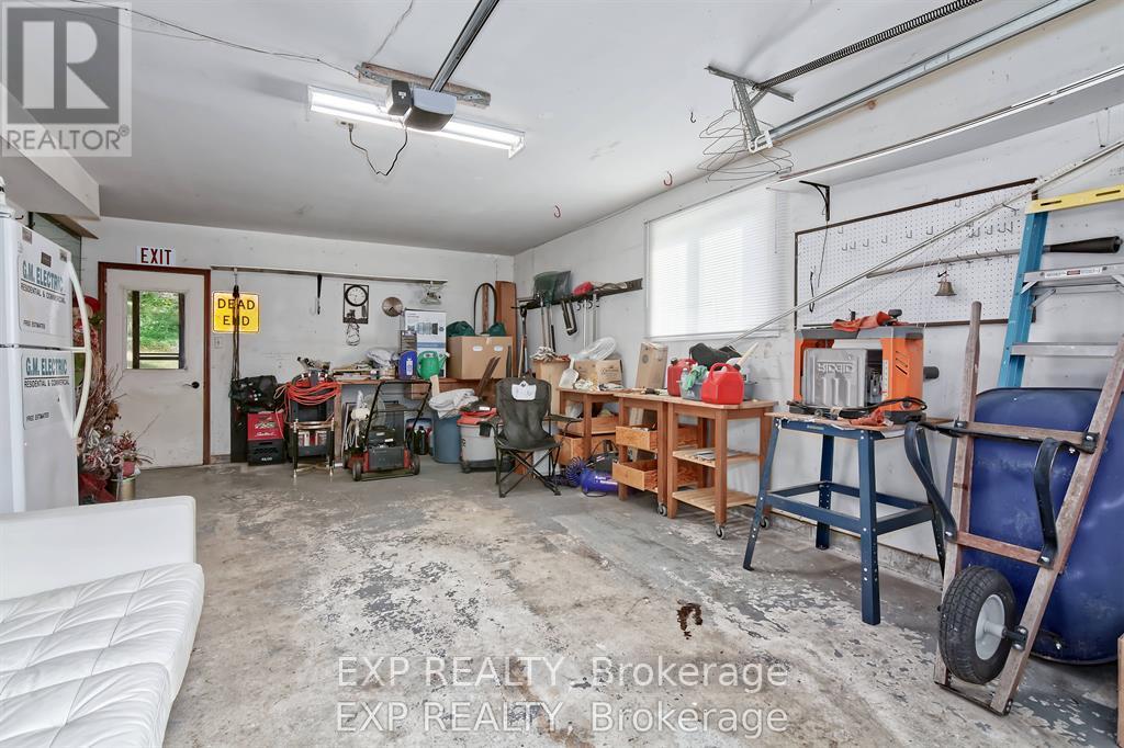 9995 Port Franks Estates Drive Property Photo 33