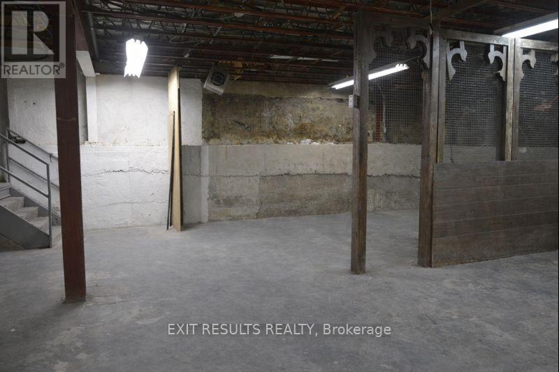 1027 Notre Dame Road Property Photo 6