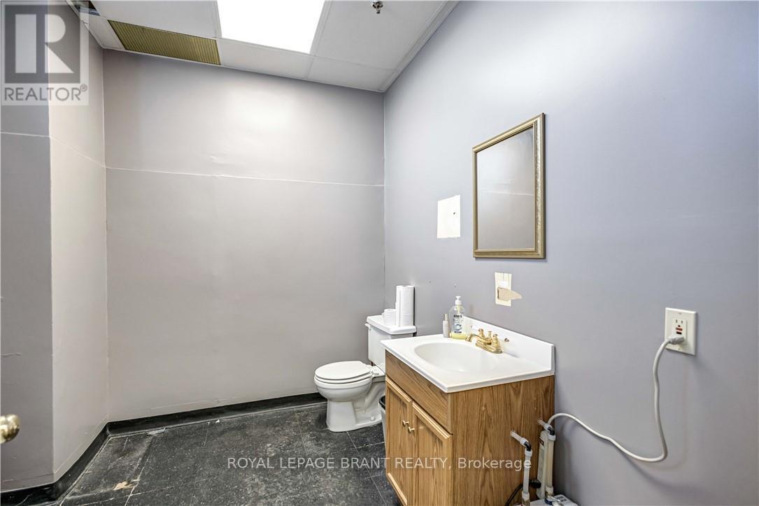 D - 148 Mohawk Street Property Photo 14