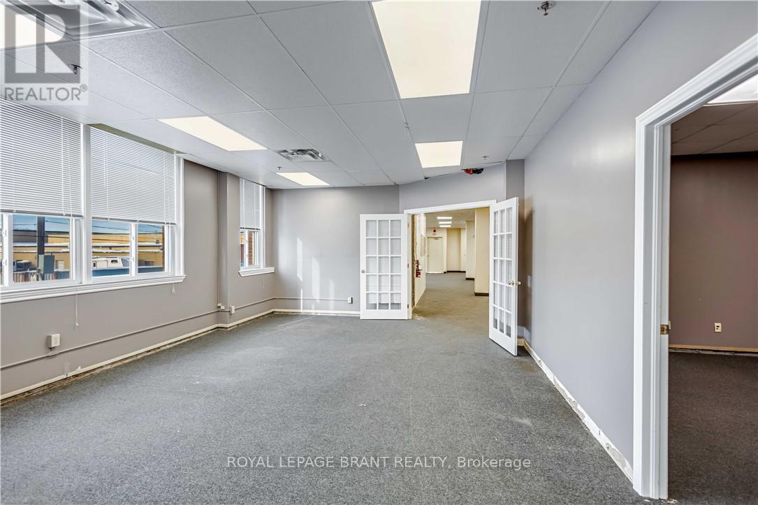 D - 148 Mohawk Street Property Photo 16