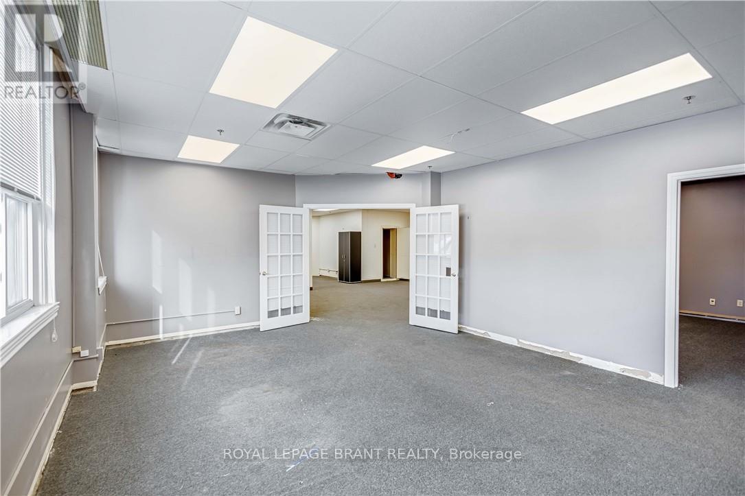 D - 148 Mohawk Street Property Photo 17
