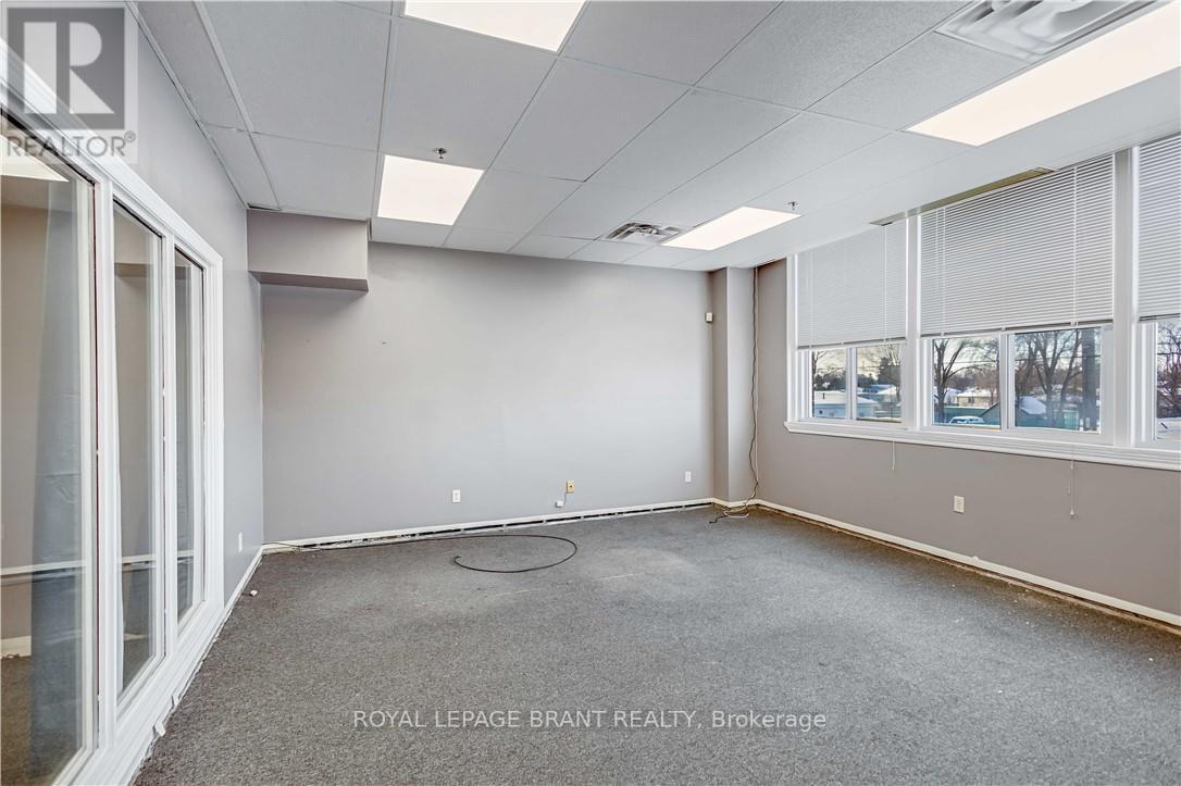 D - 148 Mohawk Street Property Photo 18