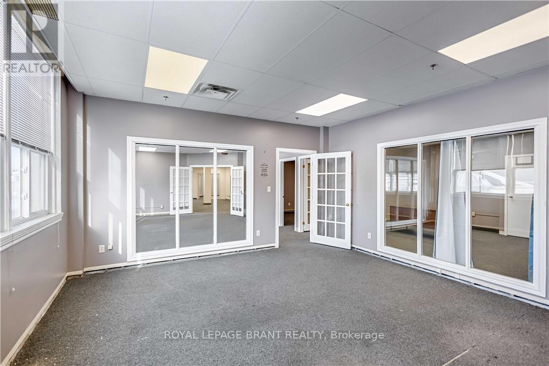 D - 148 Mohawk Street Property Photo 19