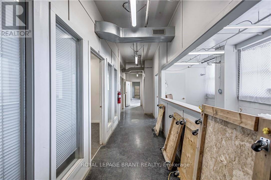 D - 148 Mohawk Street Property Photo 30