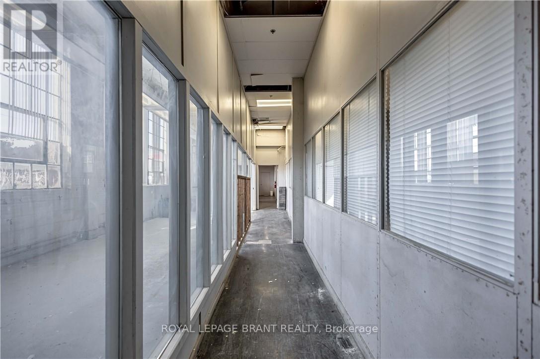 D - 148 Mohawk Street Property Photo 31