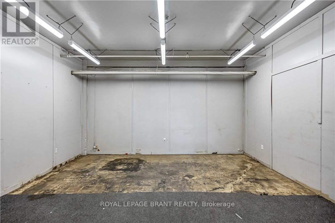 D - 148 Mohawk Street Property Photo 32