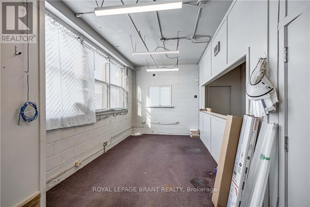 D - 148 Mohawk Street Property Photo 34