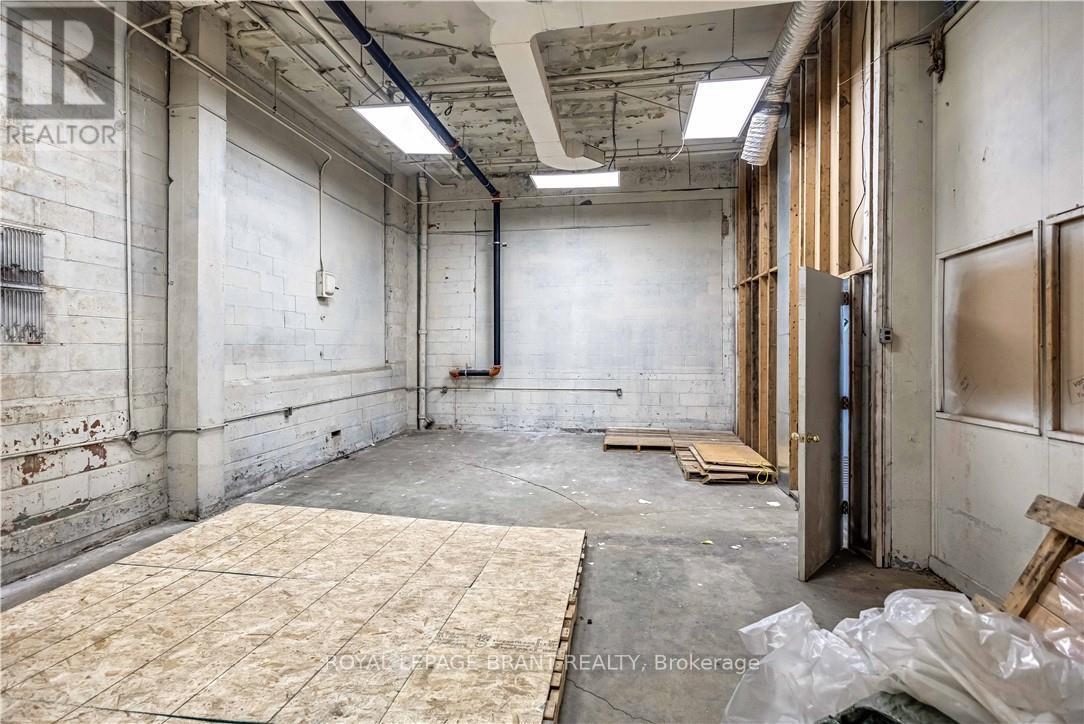 D - 148 Mohawk Street Property Photo 42