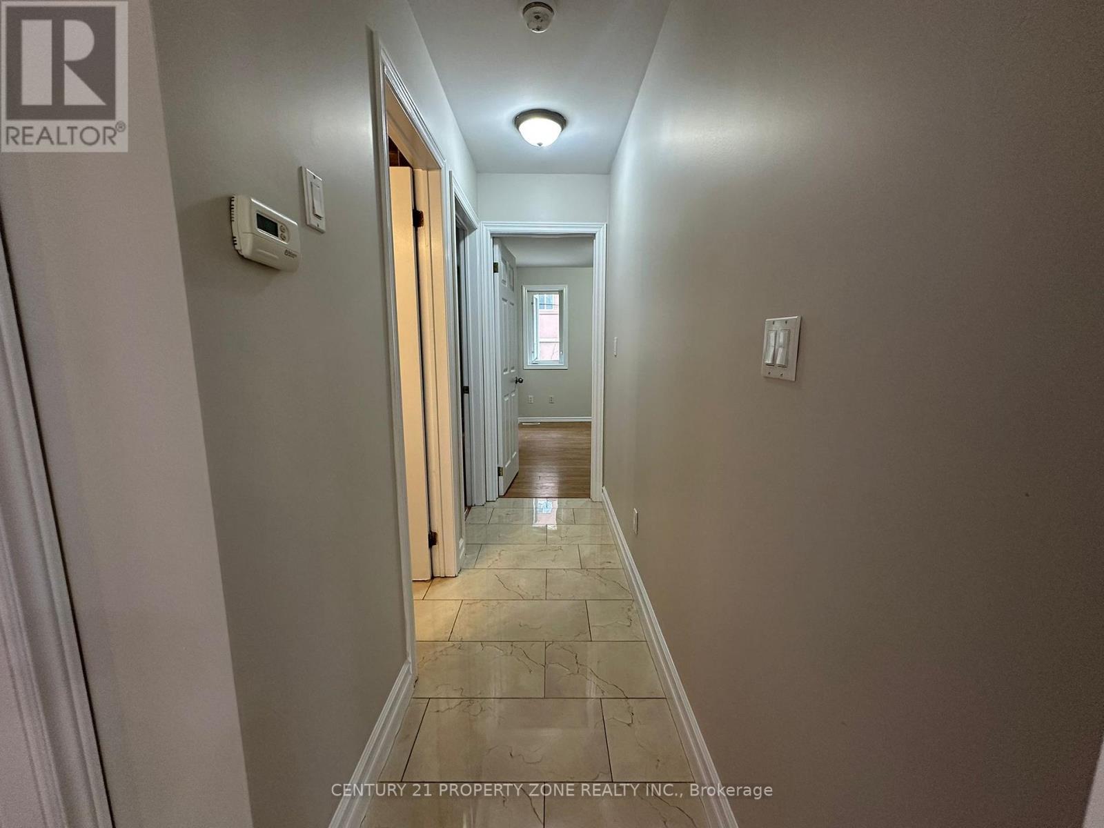 975 Albert Road Property Photo 14