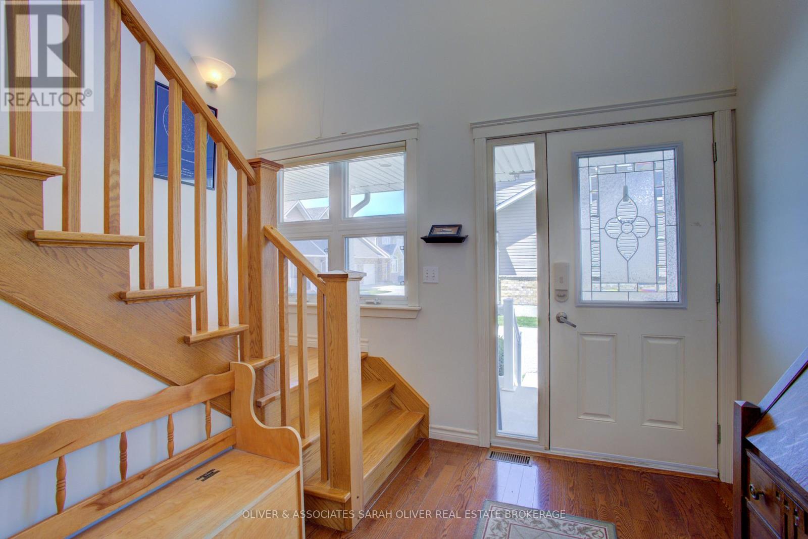 6 - 433 Queen Street Property Photo 20