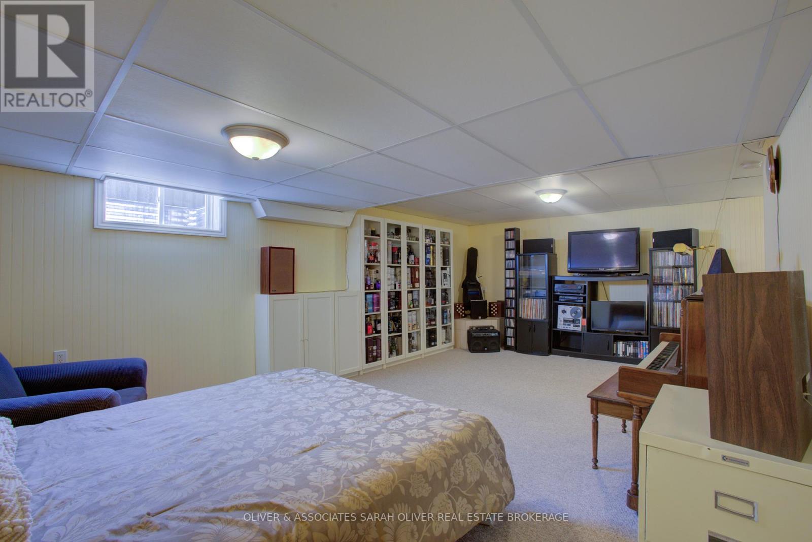 6 - 433 Queen Street Property Photo 31