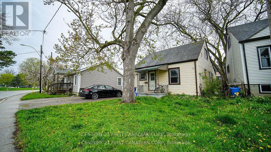 19 MONTGOMERY DRIVE