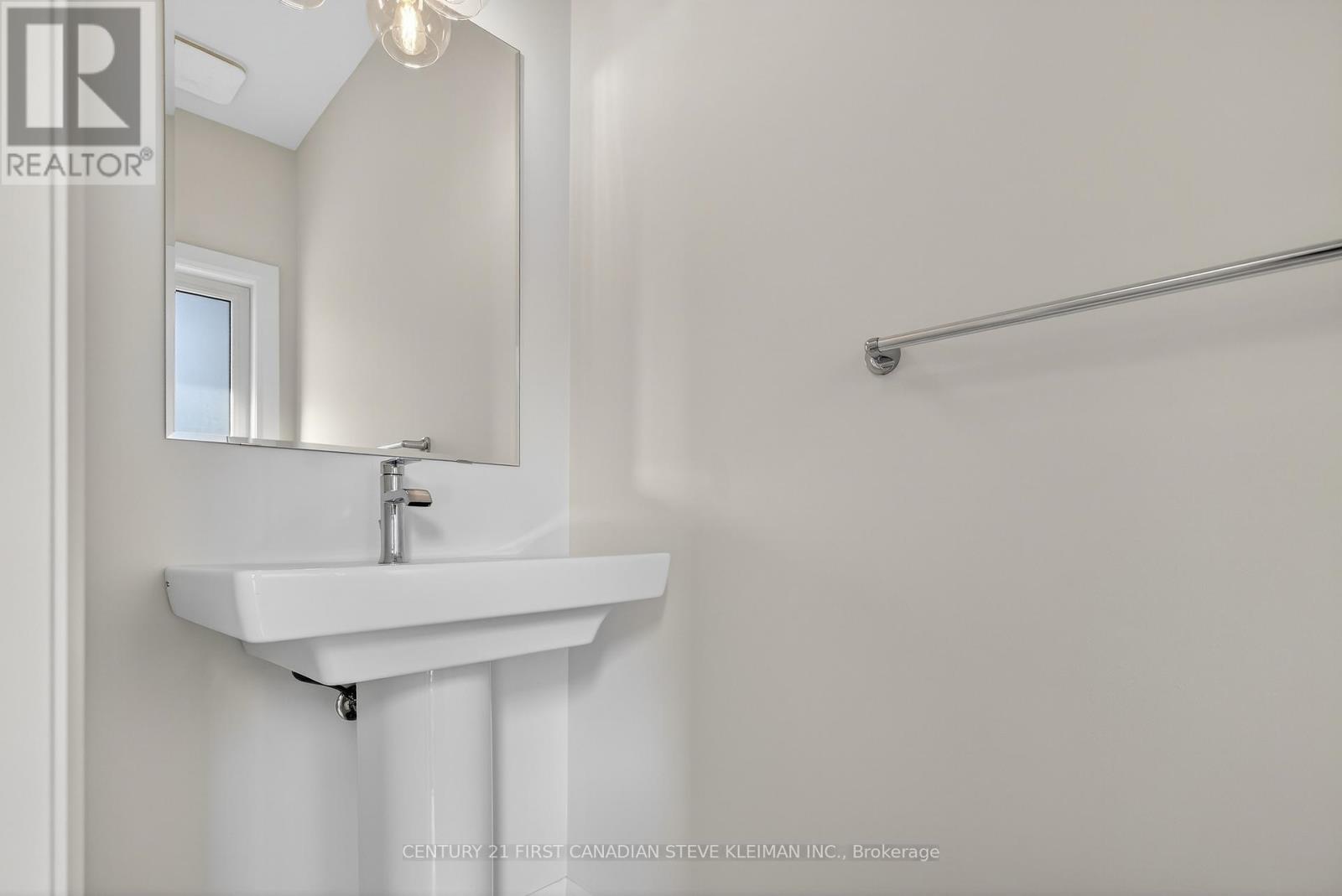 45 - 2700 Buroak Drive S Property Photo 24