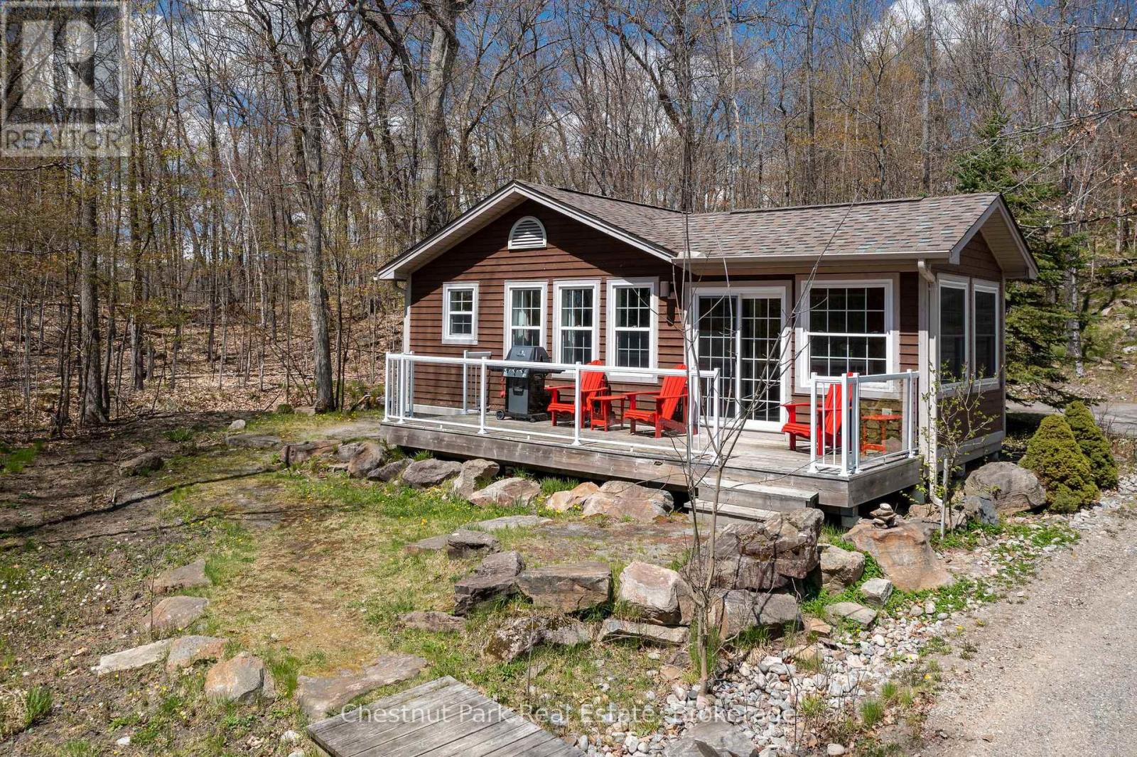 116-10 - 1052 Rat Bay Road Property Photo 2