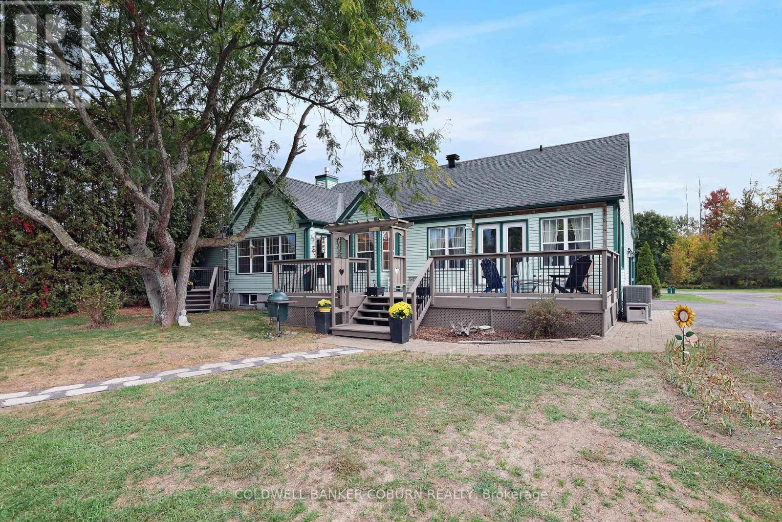 11 Kimberly Avenue Property Photo 7