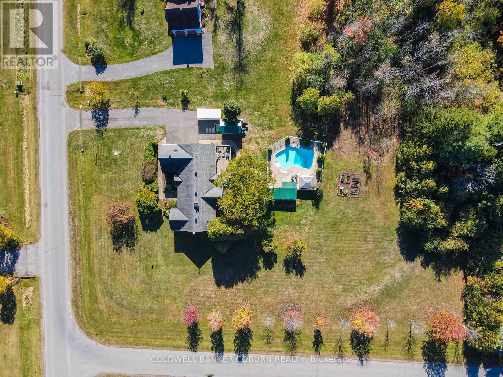 11 Kimberly Avenue Property Photo 10