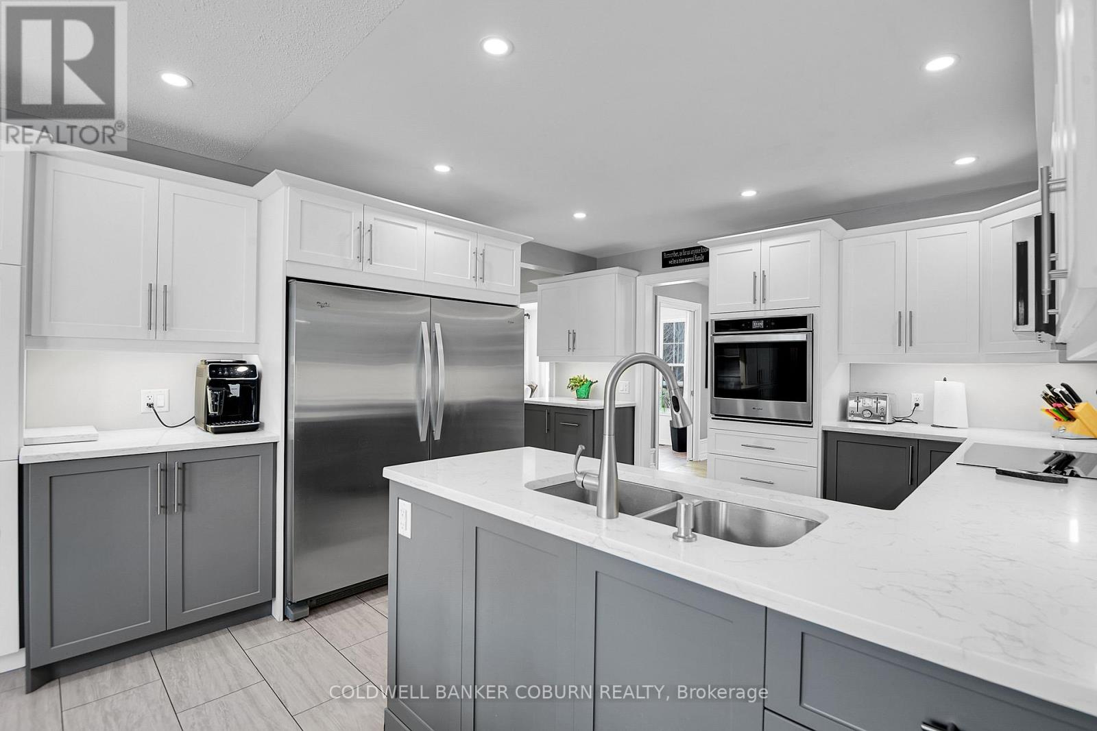 11 Kimberly Avenue Property Photo 22