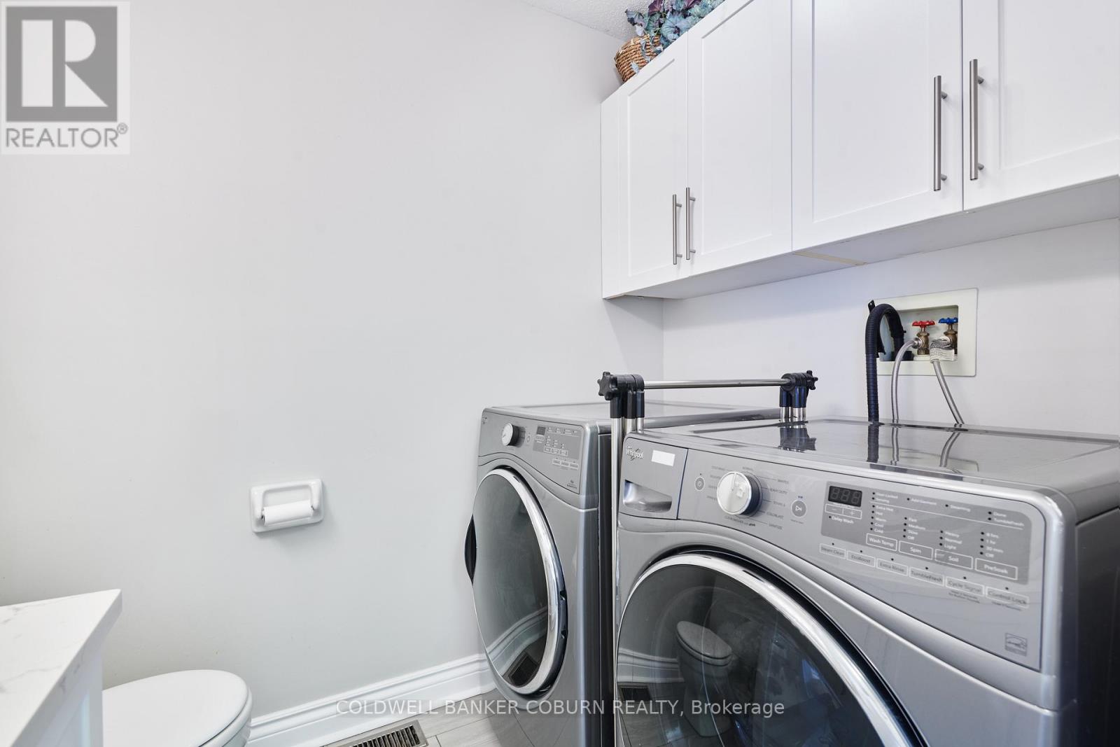 11 Kimberly Avenue Property Photo 27