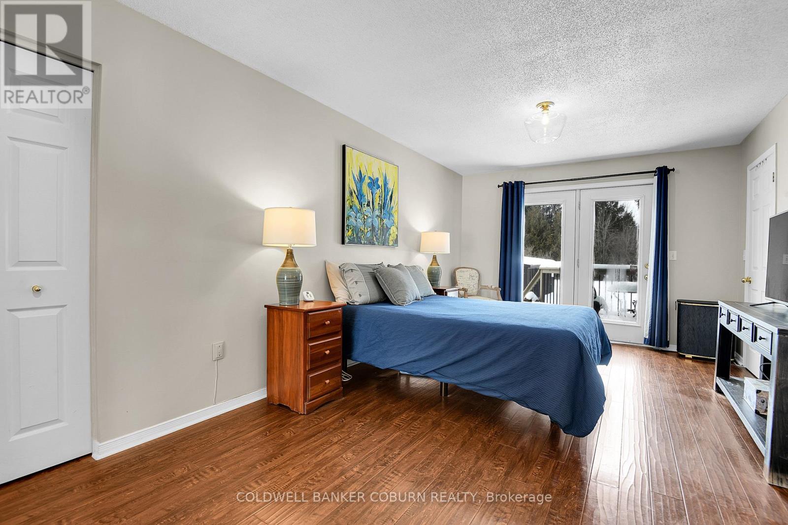 11 Kimberly Avenue Property Photo 28