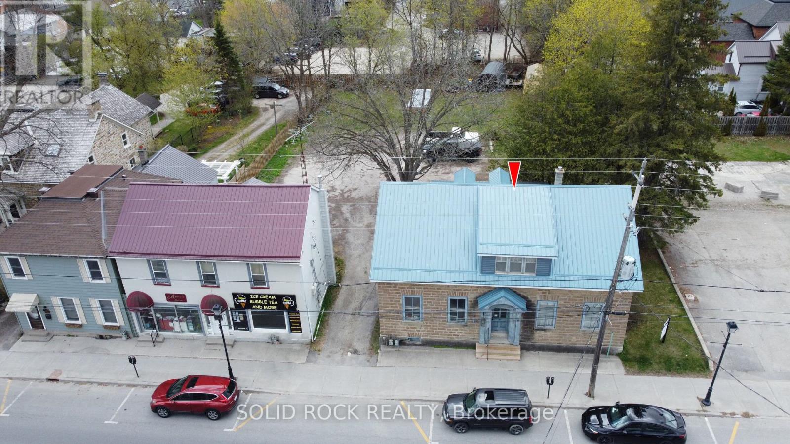 28 Wilson Street W Property Photo 23