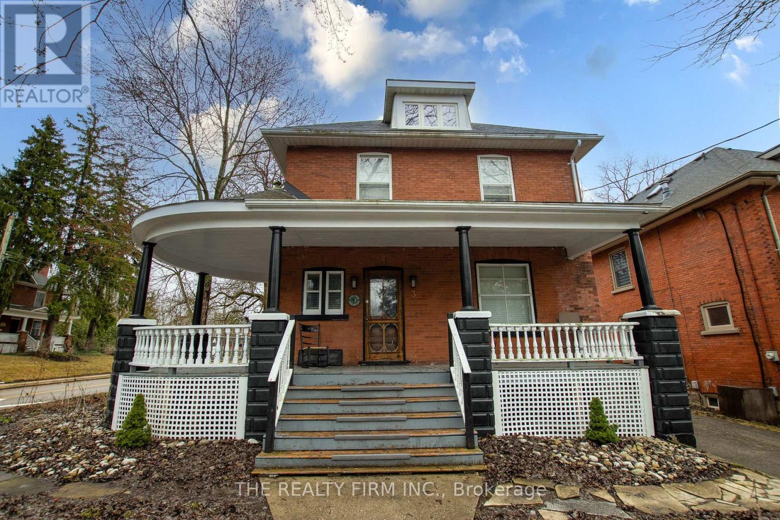 3 Daly Avenue Property Photo 2