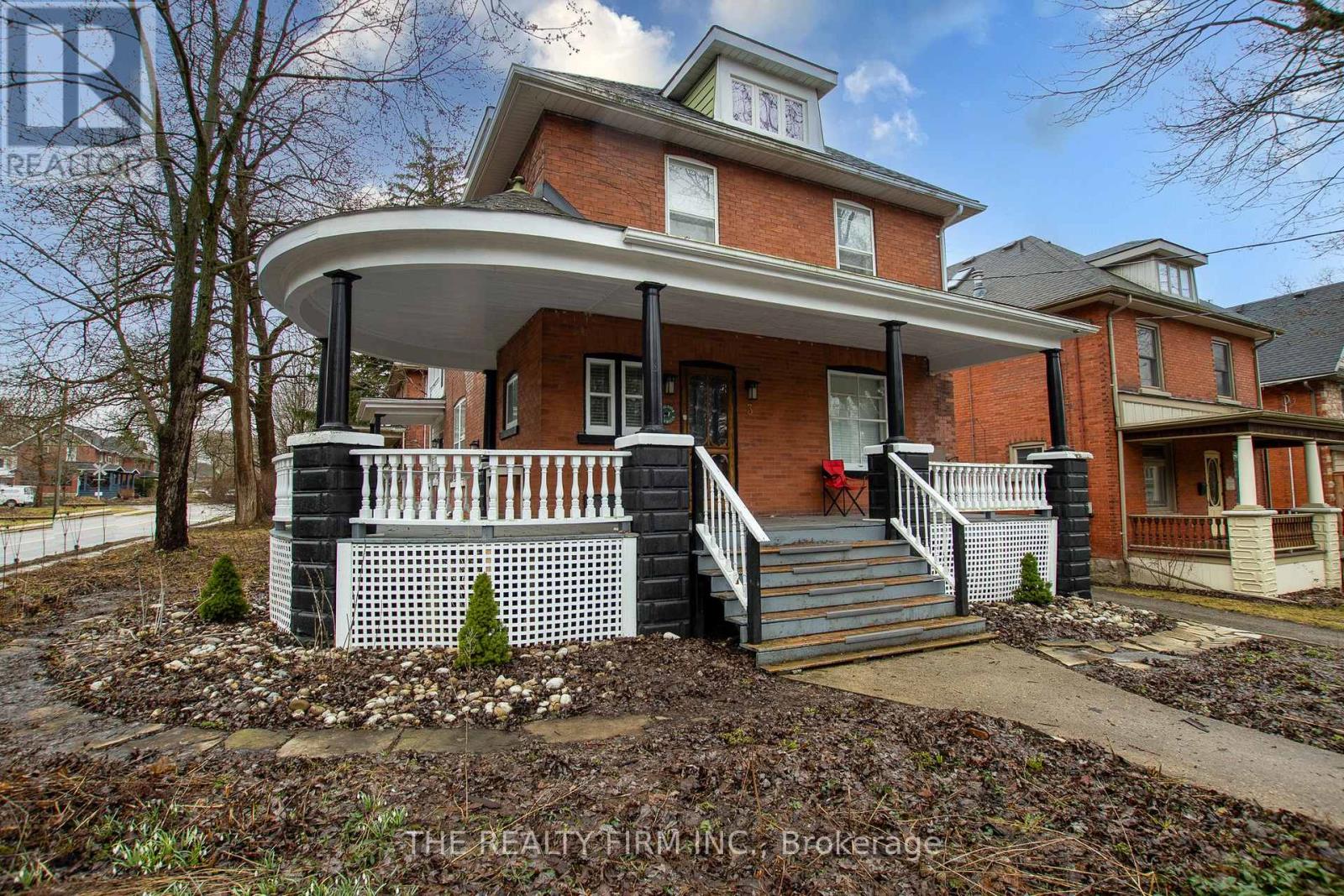 3 Daly Avenue Property Photo 4