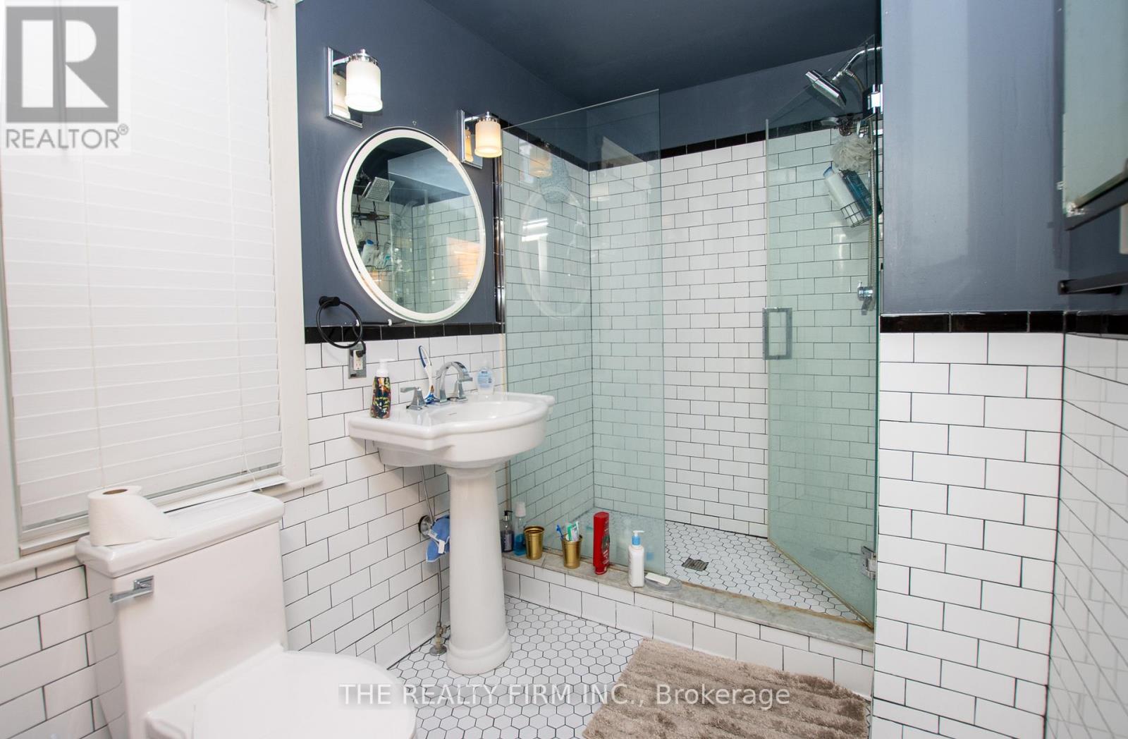 3 Daly Avenue Property Photo 22