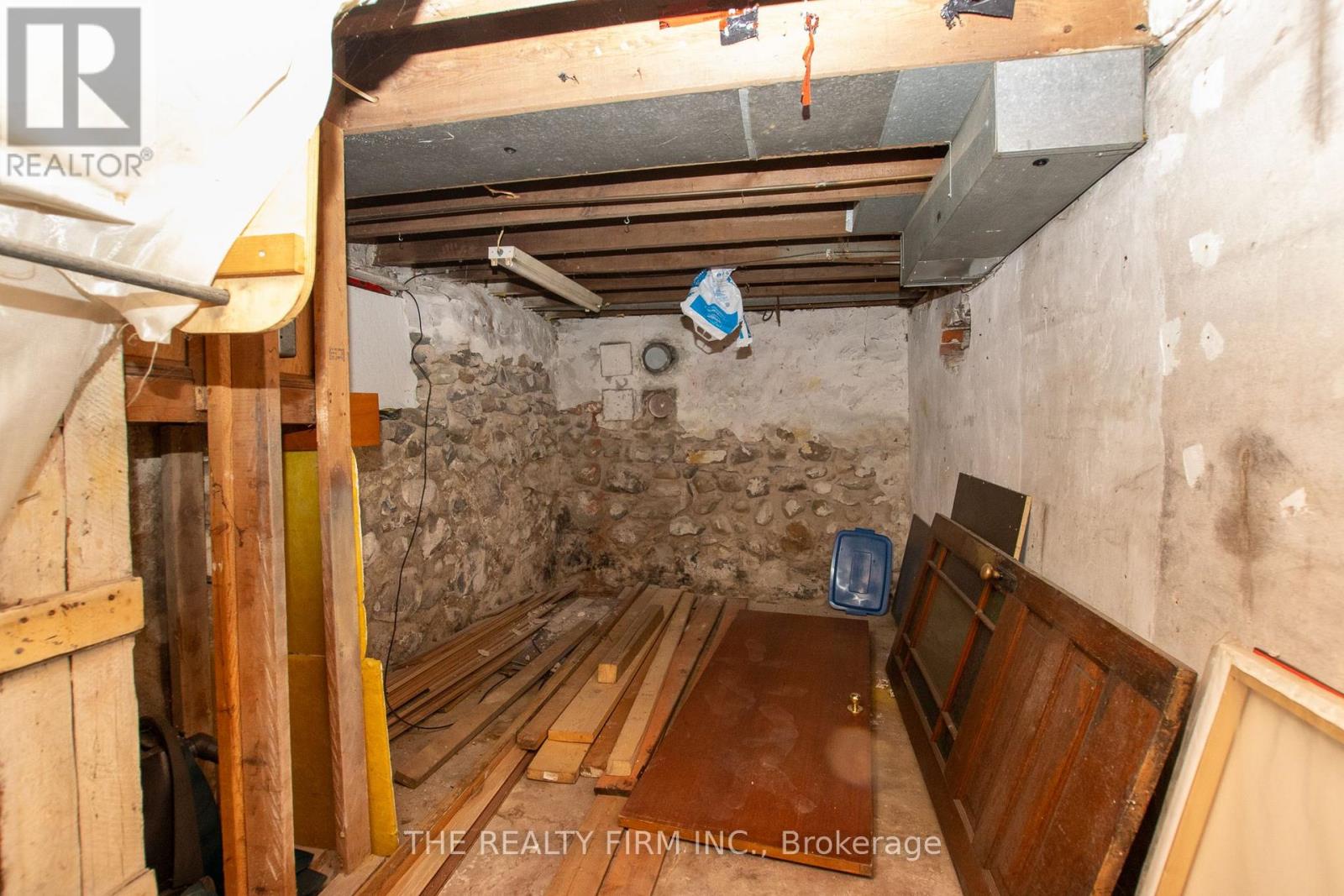 3 Daly Avenue Property Photo 35