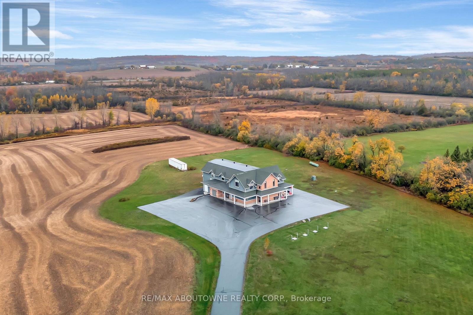 842 Hamilton Road Photo de la propriété 1
