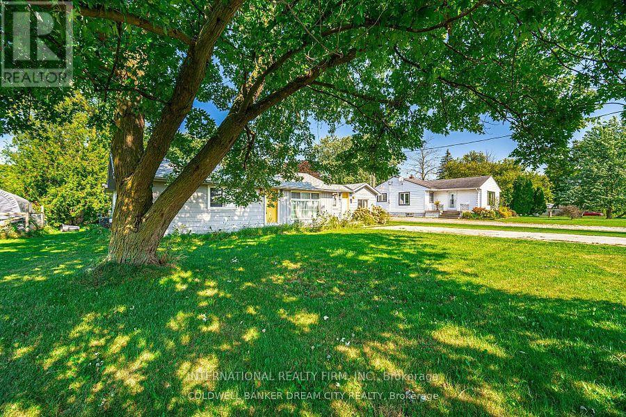 3691 Highway 6 Property Photo 1