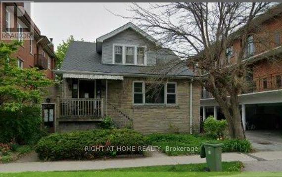 995 MAIN STREET E Property Photo 1